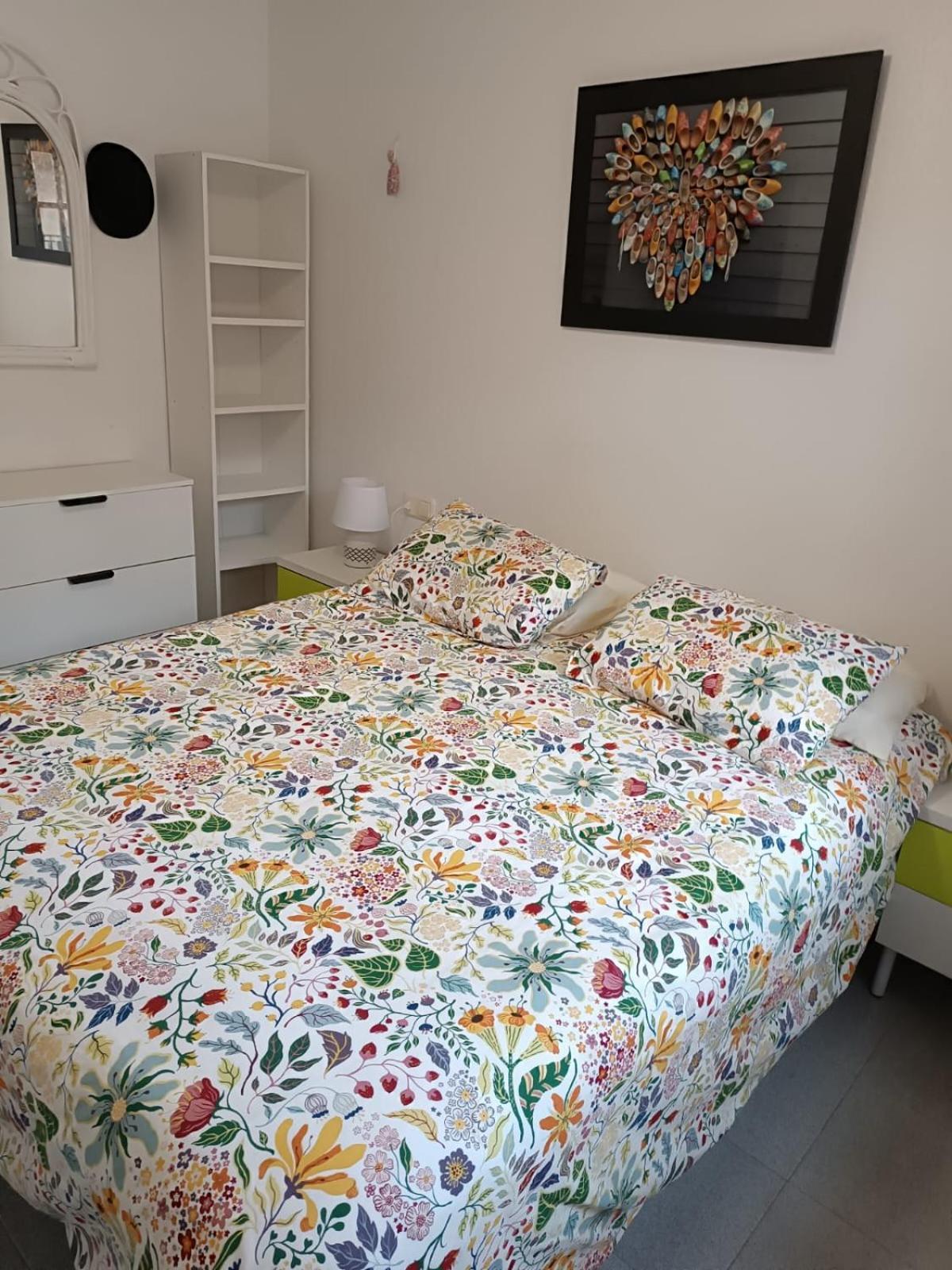 Residencia Alhambra Los Cisnes Torrevieja Zimmer foto